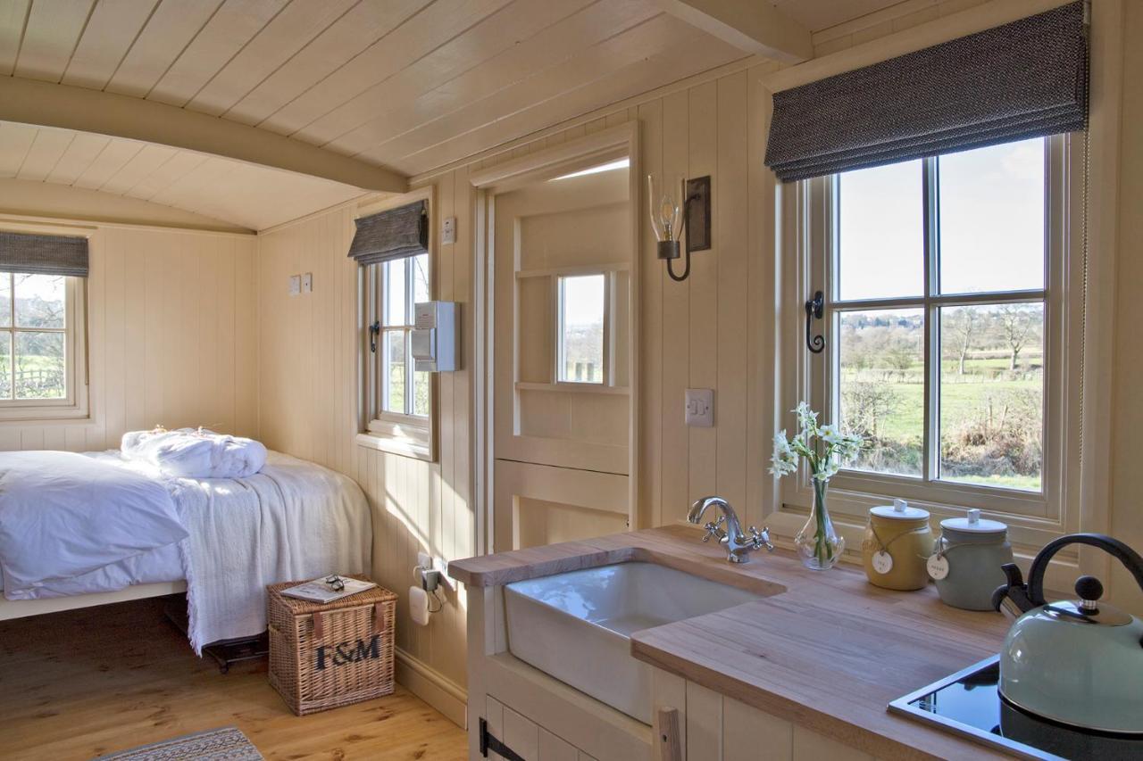 The Hut Villa Ashbourne  Buitenkant foto